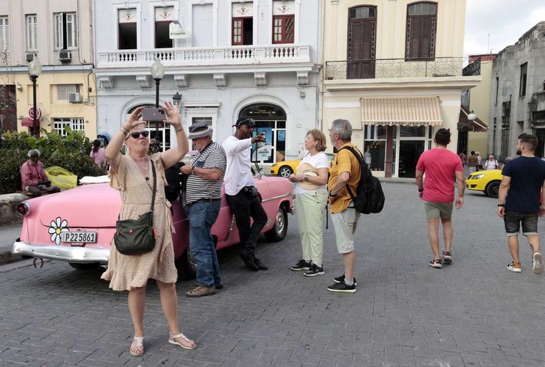 turistas-efe.jpg