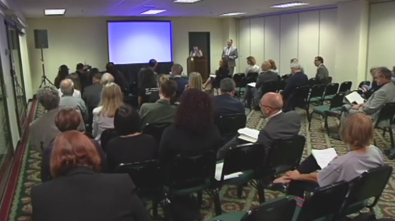 reunion en miami.png