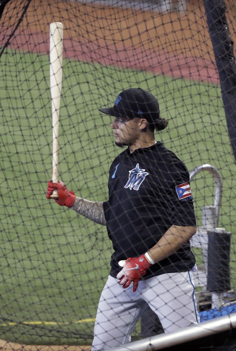 DEP-BEI_MARLINS-DIAZ-0.jpg