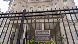La embajada de Cuba en Washington, el lunes 25 de septiembre de 2023. (AP Foto/Jose Luis Magana)
