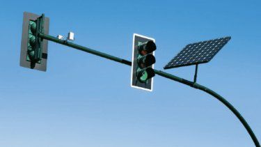 Semáforos con placas solares serán instalados en varias intersecciones de Puerto Rico