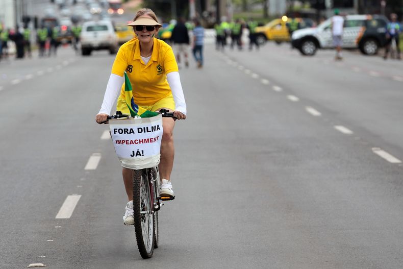 AMS-GEN_BRASIL-PROTESTAS-4.jpg