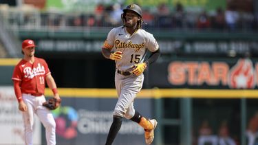 Castro jonronea; Piratas vencen 10-4 a los Rojos