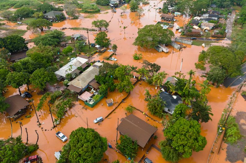 Las inundaciones en Waialua, Hawai, el 20 de marzo del 2026. (AP foto/Mengshin Lin)