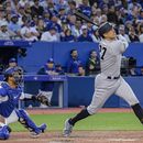 Yanquis apabullan 12-3 a Azulejos con grand slam de Rizzo