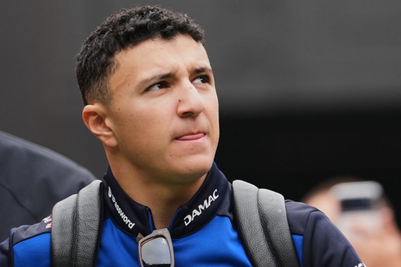 El francés Isack Hadjar de Red Bull arriba para la primera sesión de prácticas antes del Gran Premio de Ciudad de México el viernes 30 de octubre del 2026. (AP Foto/Moises Castillo)