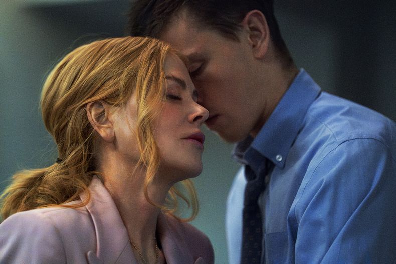 Esta imagen difundida por A24 muestra a Nicole Kidman en una escena de Babygirl. (Niko Tavernise/A24 via AP)