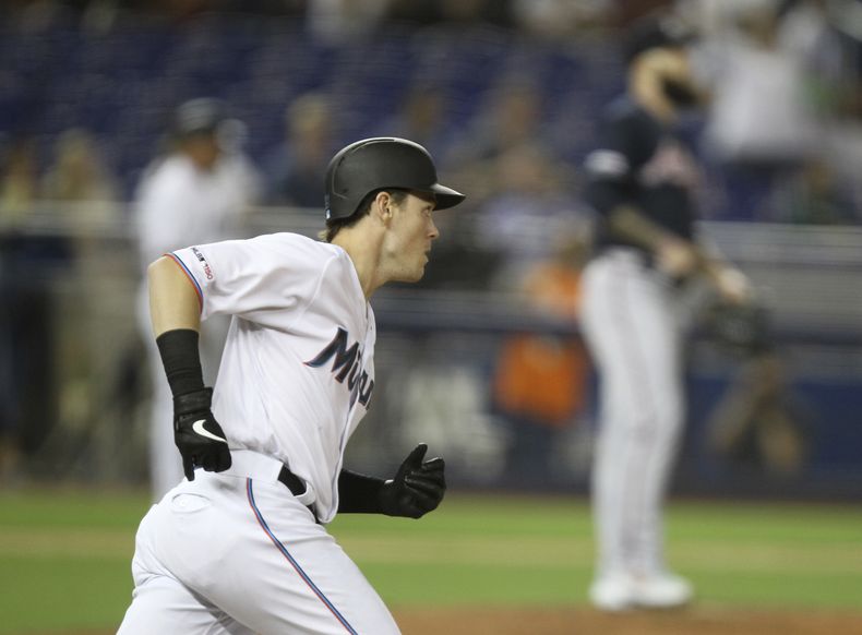 DEP-BEI_BRAVOS-MARLINS-0.jpg