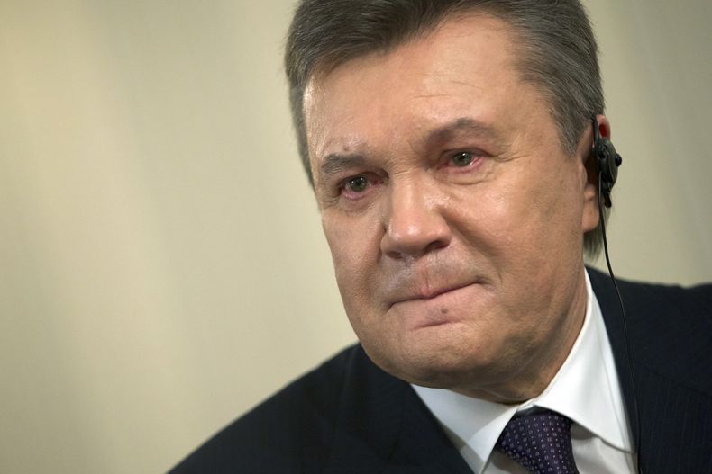 Presidente ucraniano derrocado Viktor Yanukovich habla con la Associated Press en Rostov, Rusia, mi&eacute;rcoles 2 de abril de 2014. En su primera entrevista desde que sali&oacute; de Ucrania, Yanukovich calific&oacute; de "tragedia" la anexi&o