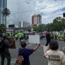 Pensionados exigen retiro digno en manifestaciones en Ponce, Cidra y San Juan