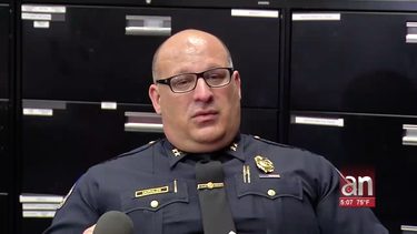 roban y usan la tarjeta de credito del asistente del jefe de la policia de miami