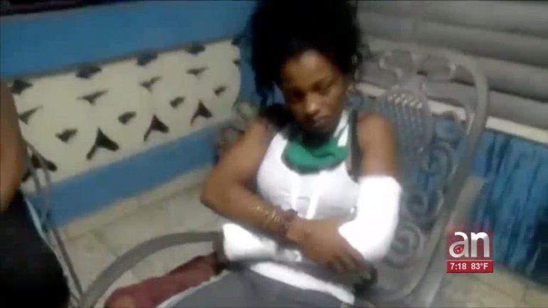 Policía fractura el brazo de una de las cinco opositoras arrestadas en Placetas, Villa Clara