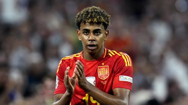 El español Lamine Yamal durante un partido de semifinales entre España y Francia en el torneo de fútbol Eurocopa 2024 en Múnich, Alemania, el martes 9 de julio de 2024. (AP Foto/Hassan Ammar)
