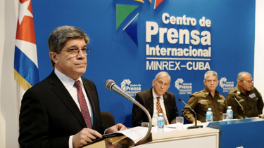 cuba convoca a encargado de negocios de embajada de eeuu en la habana por asilo a piloto en miami