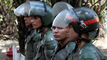 colombia militariza su frontera con venezuela en cucuta ante la esperada llegada de miles de venezolanos