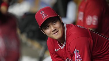 Shohei Ohtani de los Angelinos de Los Ángeles durante el noveno inning del juego ante los Tigres de Detroit, el martes 25 de julio de 2023, en Detroit. (AP Foto/Carlos Osorio)