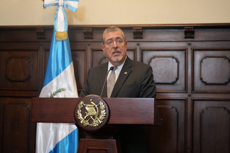 El presidente de Guatemala Bernardo Arévalo en conferencia de prensa, el 5 de marzo de 2026, en Ciudad de Guatemala. (AP Foto/Moises Castillo, Archivo)