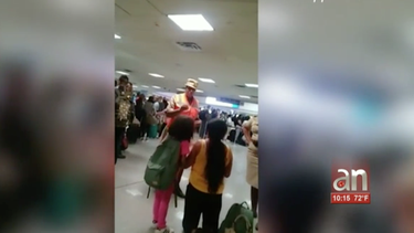 cubana embarazada que rogo llorando que no la deportaran a la isla  y sus hijos podrian recibir asilo politico en panama