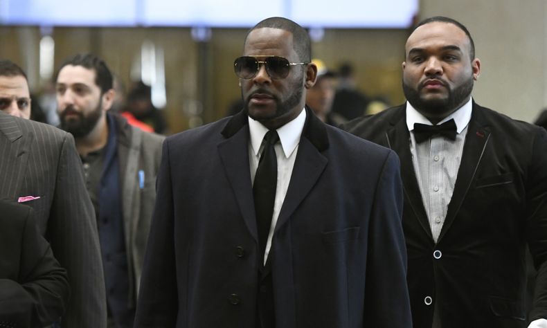 ESP-CEL_R_KELLY-0.jpg