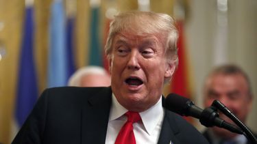 Trump desclasifica archivos sobre pesquisa a injerencia rusa