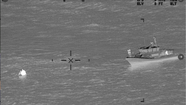 eeuu repatria a 46 balseros cubanos interceptados en aguas de florida