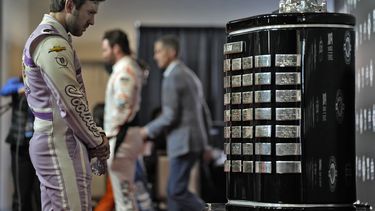 NASCAR: Suárez firma extensión con Trackhouse Racing