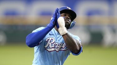 Marineros remontan y derrotan 6-5 a Rangers