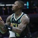 Con ayuda de Rozier y Plumlee, Hornets vencen 111-96 a Bulls