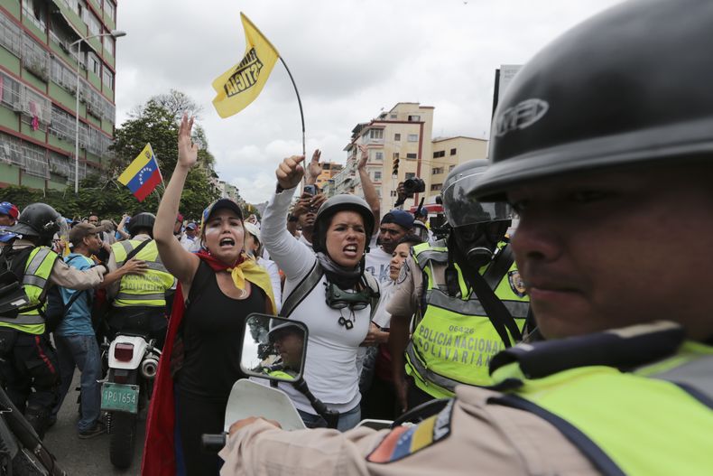 AMS-GEN_VENEZUELA-CRISIS_POLITICA-1.jpg