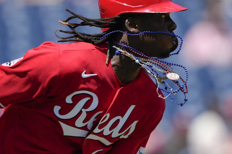 Elly De La Cruz de los Rojos de Cincinnati durante el juego ante los Nacionales de Washington, el martes 4 de julio de 2023, en Washington. (AP Foto/Patrick Semansky)