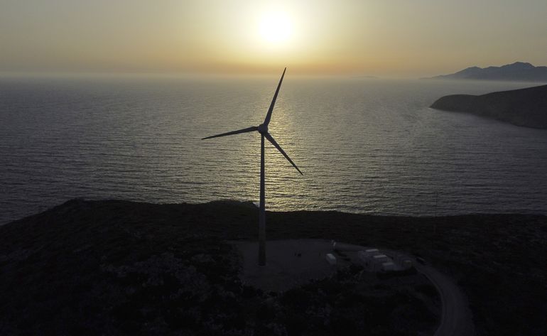 Diminuta isla griega apuesta a futuro verde