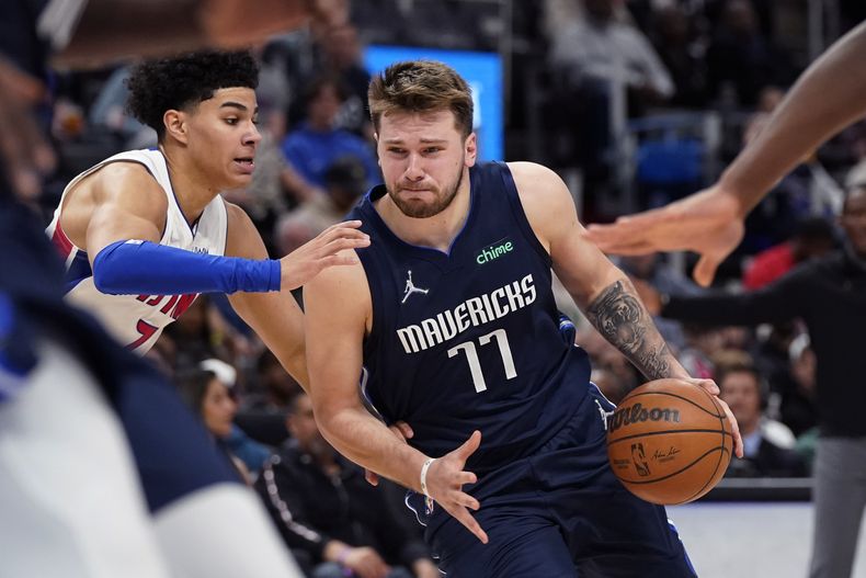 DEP-BAS MAVERICKS-PISTONS