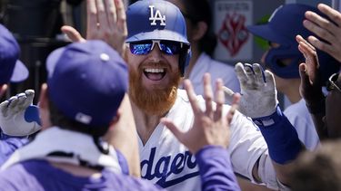 Turner pega jonrón de 3 carreras; Dodgers barren serie