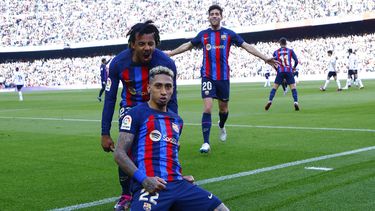 el barcelona consolida su liderato en espana