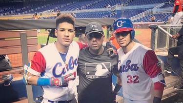 los marlins estan cerca de fichar a los hermanos cubanos mesa
