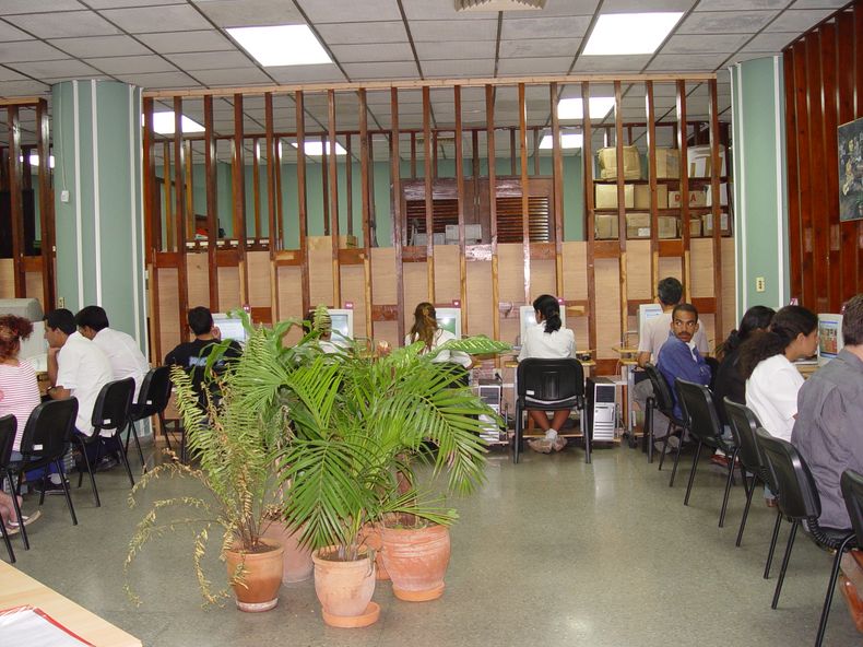 internet medicos cuba.jpg