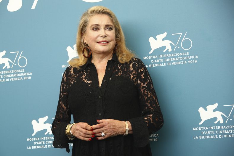 ESP-CIN VENECIA-CATHERINE DENEUVE