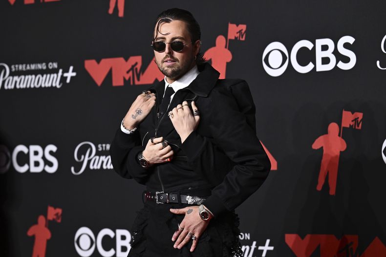 James Abrahart llega a los Premios MTV a los Videos Musicales el domingo 7 de septiembre de 2025, en la Arena UBS en Elmont, Nueva York. (Foto Evan Agostini/Invision/AP)
