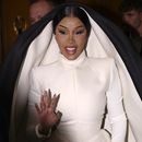 Cardi B asiste al desfile de la colección de Alta Costura Otoño-Invierno 2025/26 de Stephane Rolland presentada el martes 8 de julio de 2025 en París. (Foto AP/Tom Nicholson)