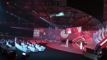 Domínguez reelecto en CONMEBOL; premio especial en Qatar