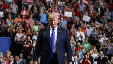 Hallan cartas sospechosas enviadas a Trump y militares