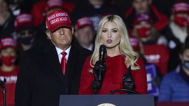 Panel del 6 de enero quiere hablar con Ivanka Trump