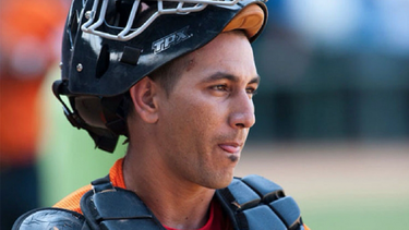 pelotero cubano ariel pestano ingresado en terapia intensiva