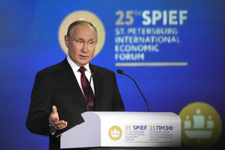 Putin asegura que Rusia superará unas sanciones temerarias