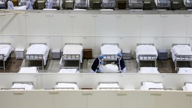 china investiga muerte de medico que hizo sonar las alarmas