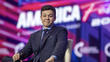 kyle rittenhouse planea demandas contra medios liberales