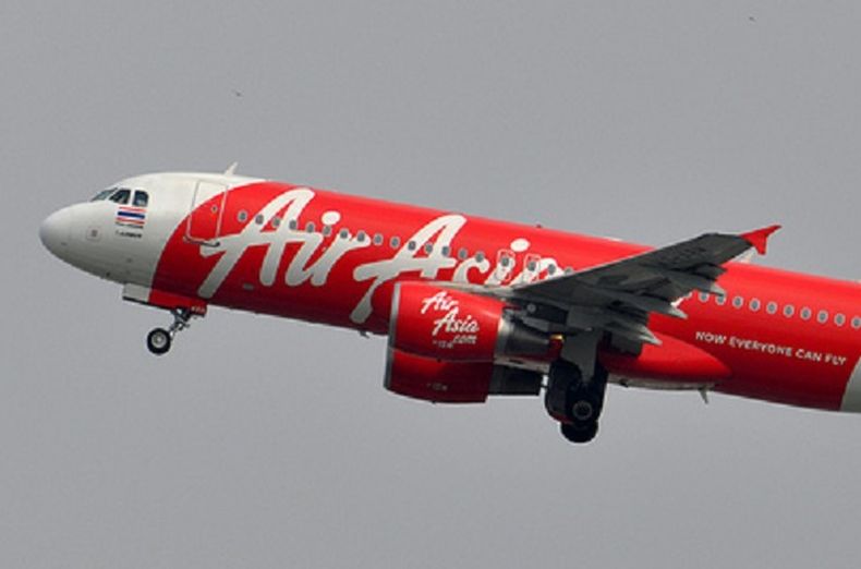 Imagen de un avión de AirAsia en pleno despegue. (No es el avión real de esta noticia)