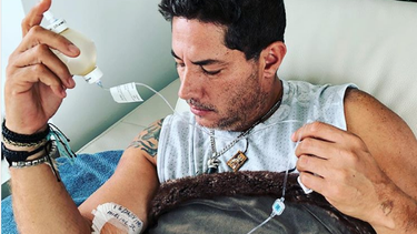 el periodista fernando del rincon esta fuera de peligro y de vuelta en casa