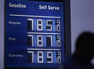 biden vs. precios de la gasolina: el presidente pide suspender impuestos a combustibles e impulsar mas la produccion