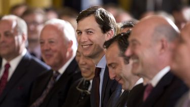 Senador: Kushner se reunirá con comisión de inteligencia